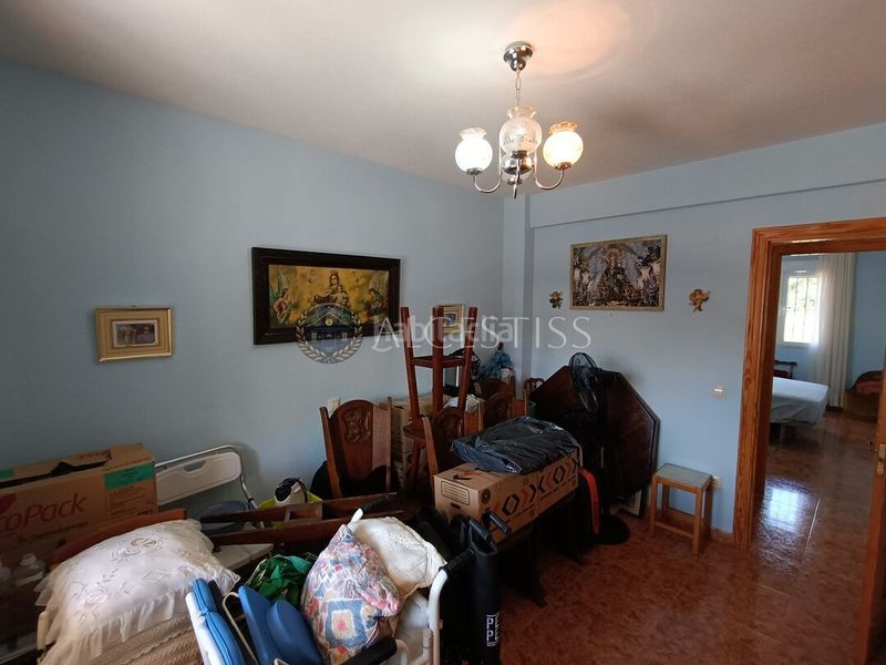 Foto d7e0164b-f556-4dfd-98a1-a8aca20c90d3. Casa adossada amb calefacció aparcament a Méntrida