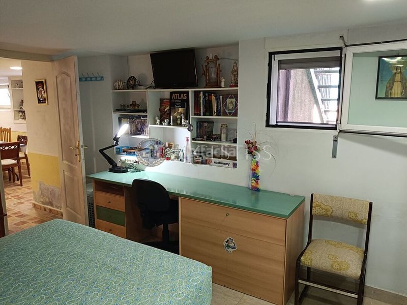 Foto da6d539e-9406-4f48-a13d-420c48d9c358. Casa adossada amb calefacció aparcament a Méntrida