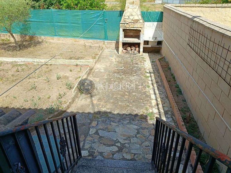 Foto f11d48e7-8811-401a-9ef5-9489daf74520. Casa adossada amb calefacció aparcament a Méntrida