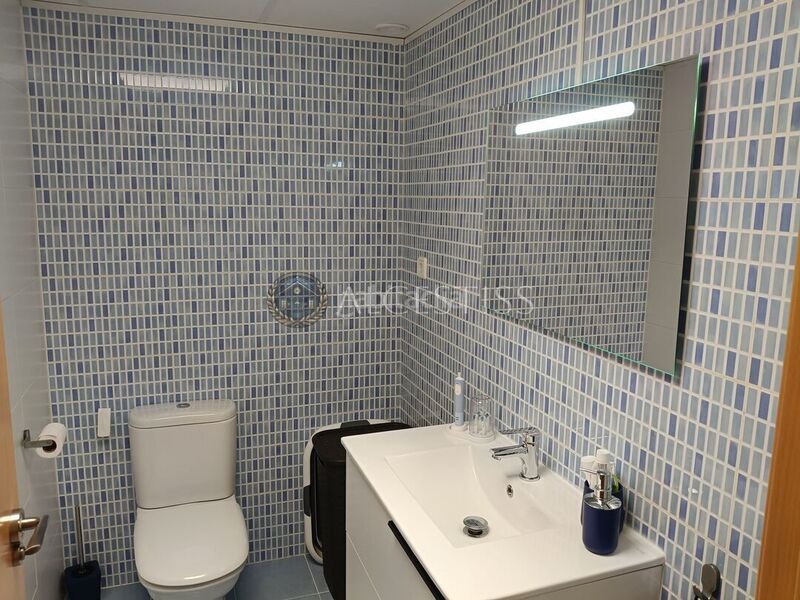 Foto 4b667ee6-7136-43b5-ab48-032d8423cfd0. Duplex con riscaldamento parcheggio piscina in Méntrida