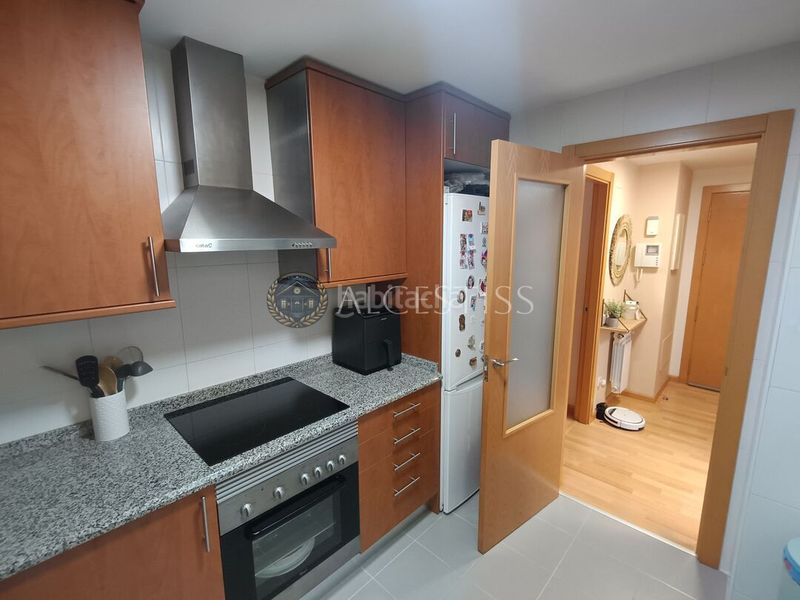 Foto 545aa29d-f763-49b3-a6ce-d9d7f6f49b98. Duplex con riscaldamento parcheggio piscina in Méntrida