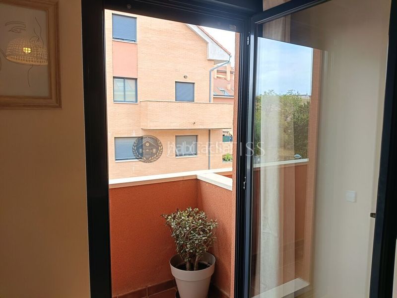 Foto b934389d-a72c-42bf-ba83-5f20630bb01e. Duplex con riscaldamento parcheggio piscina in Méntrida