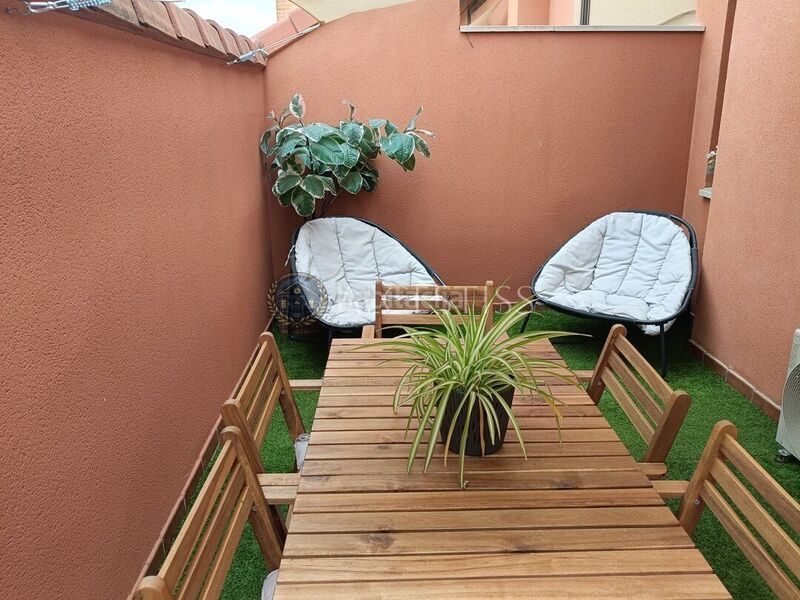 Foto bc86c059-1459-4045-b7de-19ca5ac2093b. Duplex con riscaldamento parcheggio piscina in Méntrida
