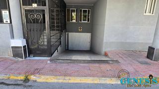 Aparcament cotxe a Calle bergantin 38. ?? perfecto para residentes o inversores – ¡un lujo en el corazó