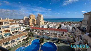 Apartament  Calle segovia. La vida es mejor con vistas al mar. 5ª planta con ascensor.