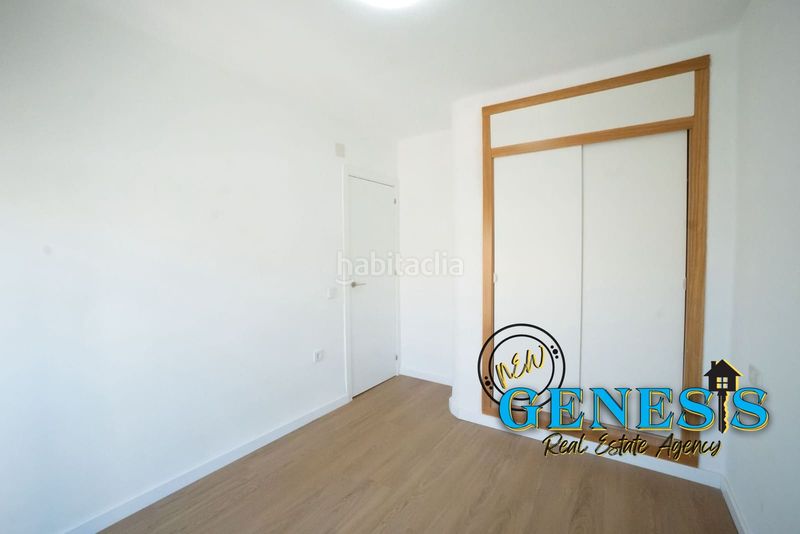 Foto 2802a32b-dd38-40ed-8666-0c0a6fbb3390. Casa amb xemeneia aparcament a Zona los Frutales Torrevieja