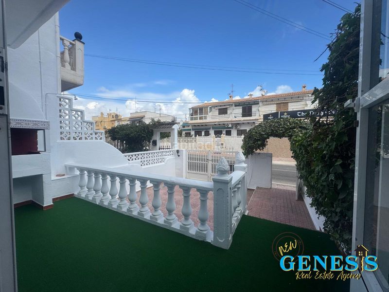 Foto 473744b6-f6cc-4ed0-b362-2856313b1639. Casa amb xemeneia aparcament a Zona los Frutales Torrevieja