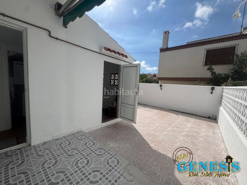 Foto 59285386-a9c1-4c82-96c1-0d906f6cd361. Casa amb xemeneia aparcament a Zona los Frutales Torrevieja