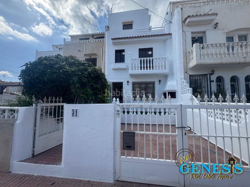 Foto 98c5d1fa-a147-4747-8526-ded2eb9a279c. Casa amb xemeneia aparcament a Zona los Frutales Torrevieja