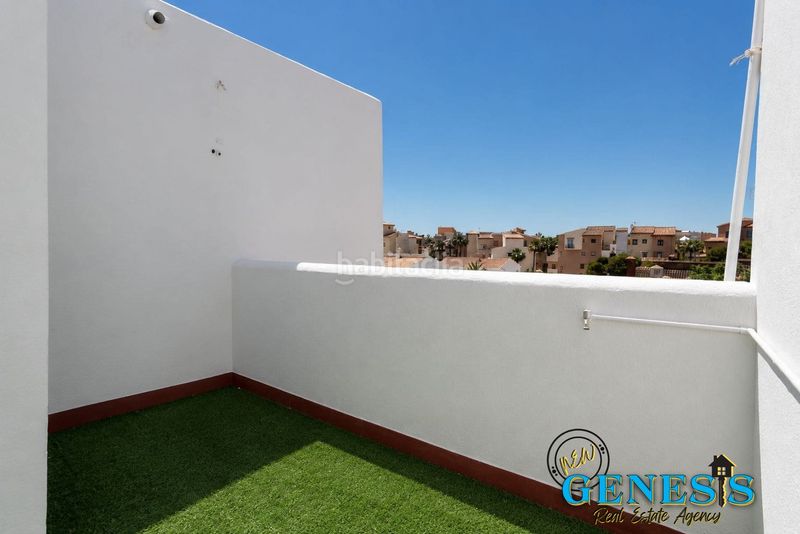 Foto a1e2dcbc-8eb1-411f-b332-057ab3e03569. Casa amb xemeneia aparcament a Zona los Frutales Torrevieja