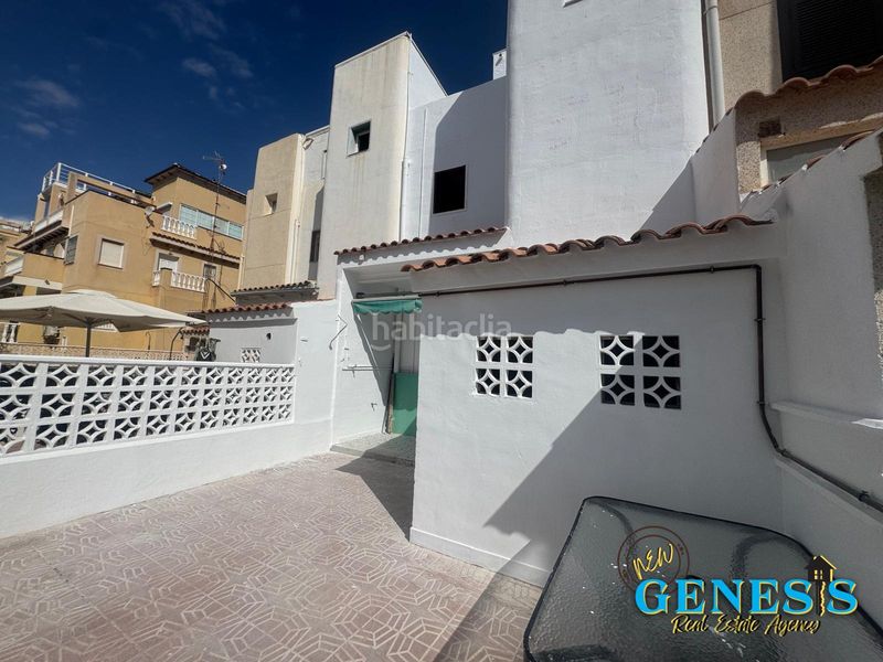 Foto a6d6ab73-24e0-43ca-b6b3-ad8ba92aa7f6. Casa amb xemeneia aparcament a Zona los Frutales Torrevieja
