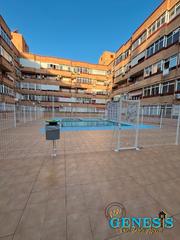 Apartament  Calle joaquín chapaprieta. Apartamento en planta baja con un dormitorio y baño en suite