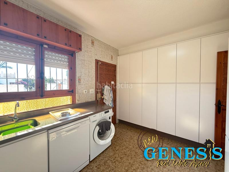 Foto 135a19d7-3fd8-481a-8a05-e546746fe83c. Chalet in calle salvador dalí 48 in Zona Carrefour - Urbanizaciones Torrevieja