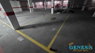 Autoparkplatz in Calle parís 90. ¿necesitas un espacio amplio, funcional y de fácil acceso? este