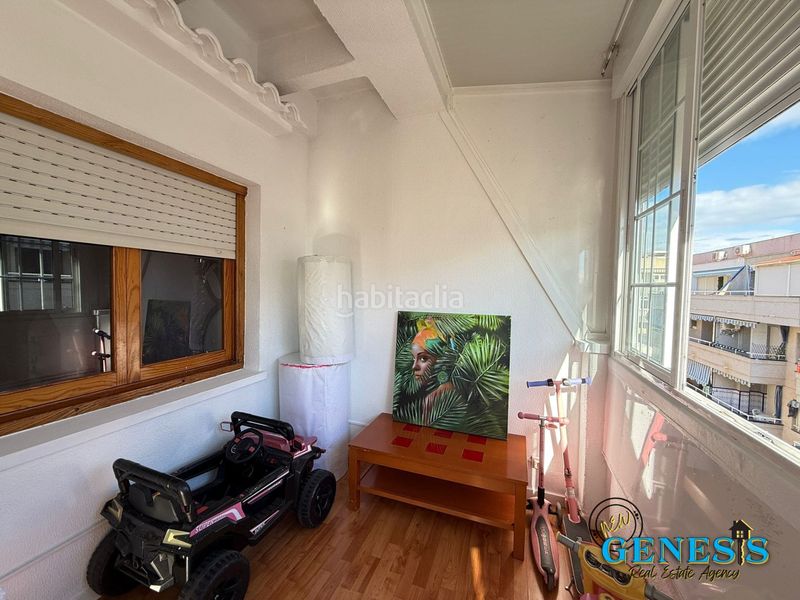 Foto a0a236de-2bfa-4b17-b9a5-8a4bd342c638. Àtic a calle fragata 25 a Avenida Habaneras - Curva de Palangre Torrevieja