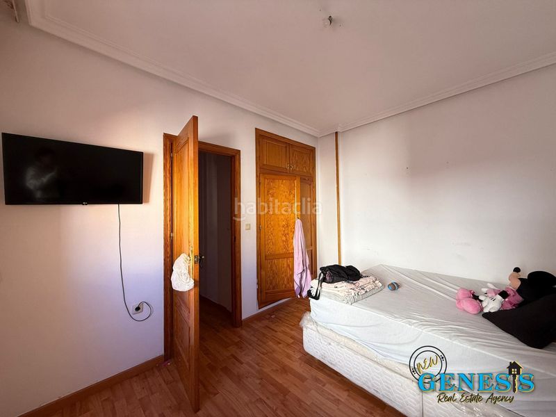 Foto e05b7ff1-9939-4a79-b0bf-c031da868b26. Àtic a calle fragata 25 a Avenida Habaneras - Curva de Palangre Torrevieja