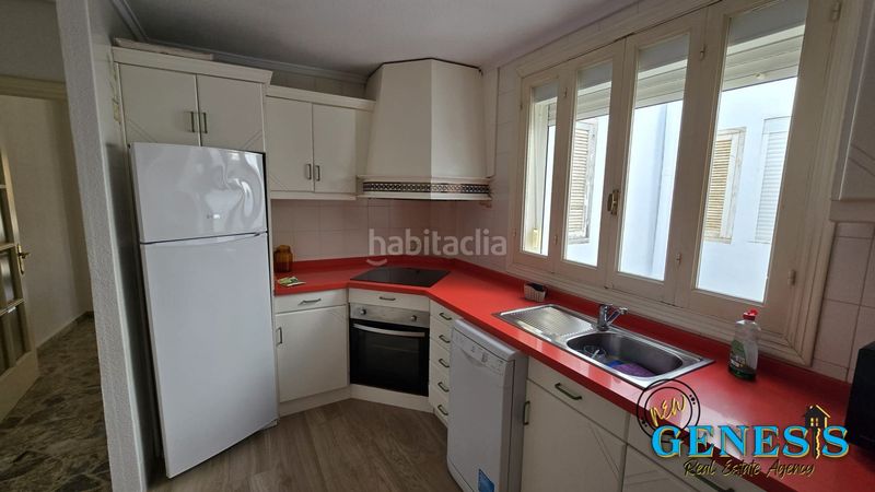 Foto 58a8679a-e953-4b2e-98f4-6f4968fe64b4. Apartment in calle joaquín chapaprieta 8 in Centro - Muelle Pesquero Torrevieja