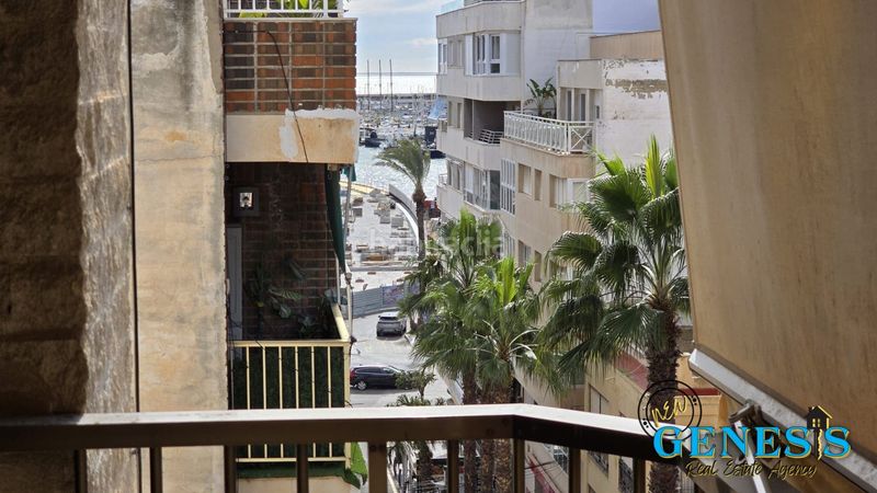 Foto cc6fc1be-a626-41c7-847a-af972900fadd. Apartment in calle joaquín chapaprieta 8 in Centro - Muelle Pesquero Torrevieja