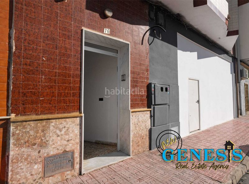 Foto 679a495a-ab0d-4663-9a44-4e4c4c6dcc57. Edificio en calle de orihuela 78 en El Molino Torrevieja