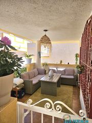 Casa bifamiliare in Calle leman 2