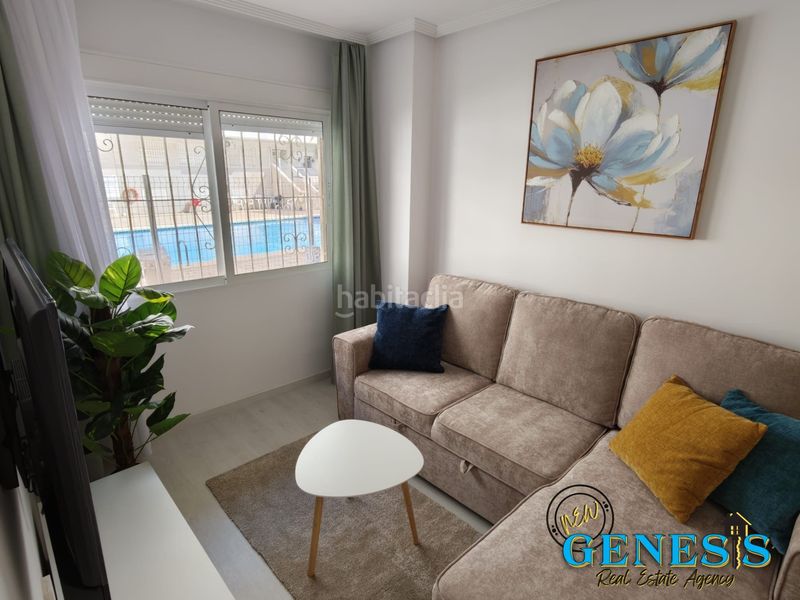 Foto 47b376b8-8e88-4a06-a8a0-8709ef79e571. Apartament amb piscina a Antonio Machado Torrevieja