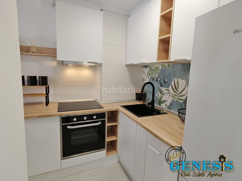 Foto 85a3fa22-9df6-4709-87e2-c46184bd7736. Apartament amb piscina a Antonio Machado Torrevieja