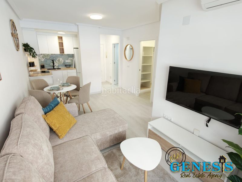 Foto b1cdbecf-b837-4ce8-ab6b-be0b06c3a071. Apartament amb piscina a Antonio Machado Torrevieja