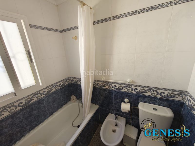 Foto 5c4a1433-0c70-474b-8281-ce8a60021822. Casa aparellada amb piscina a Villamartín-Las Filipinas Orihuela
