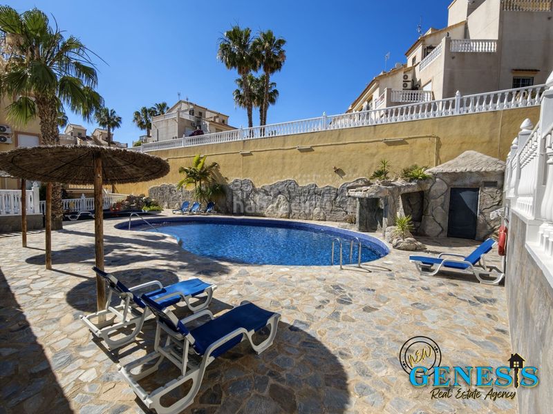 Foto d45e559f-9a06-487f-bcfc-8cbb1391438b. Casa aparellada amb piscina a Villamartín-Las Filipinas Orihuela