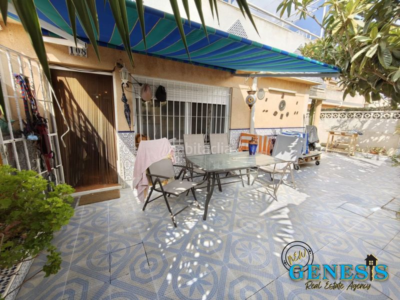 Foto 1d76d8c0-65ec-4172-a5a2-815a5d3bec14. Casa bifamiliare in calle manuel tarin sala 113 in Torrevieja