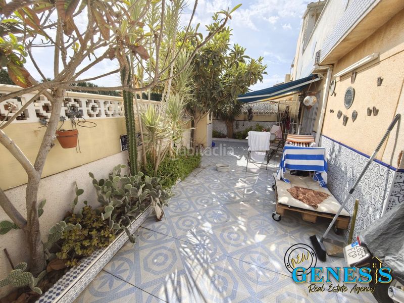 Foto 3ea3f5d0-8b0f-4cca-a52d-63a89cb05c5f. Casa bifamiliare in calle manuel tarin sala 113 in Torrevieja