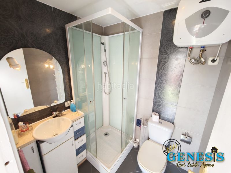 Foto a0664320-378c-4b13-ba9b-27960037a12f. Casa bifamiliare in calle manuel tarin sala 113 in Torrevieja