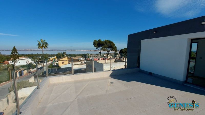 Foto 314e1ec9-1107-4317-ace4-cda4adfa22aa. Xalet amb aparcament piscina a Los Balcones-Los Altos Torrevieja