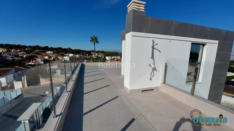 Foto c106baaf-04b2-45c3-8e9d-c85cebb2d59b. Xalet amb aparcament piscina a Los Balcones-Los Altos Torrevieja