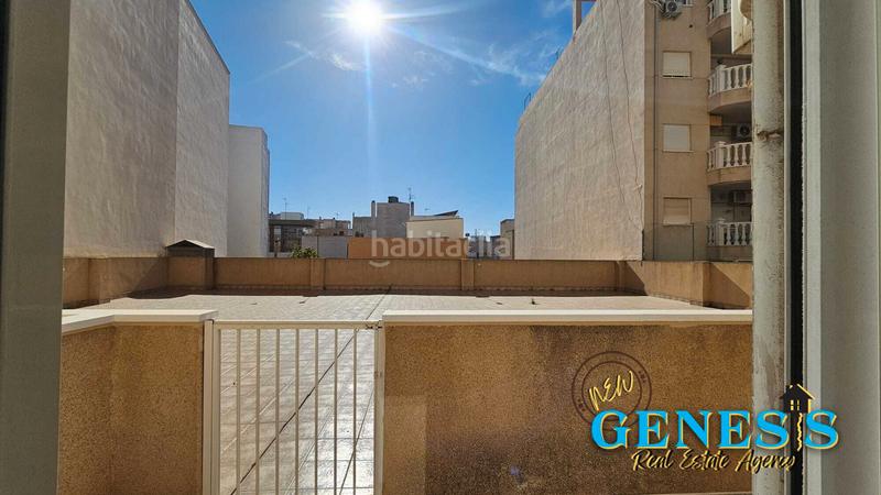 Foto 3790eff2-6158-44c5-877f-6084f769e189. Piso soleada vivienda con todas las comodidades en el centro en Torrevieja