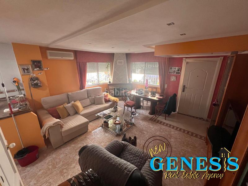 Foto d8db006d-146b-46ef-9d49-f644676a9e7c. Casa adossada a avenida de londres 184 a Los Balcones y los Altos Orihuela