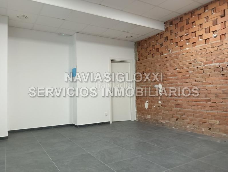 Foto 36e3bdc2-e83a-409b-915d-fe1ef7cbc714. Lloguer local comercial a Coia Vigo