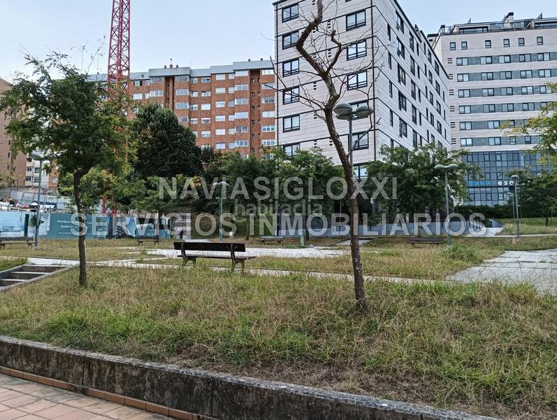 Foto 9af27414-a213-43a6-ac15-34a501e12b11. Location local commercial dans Coia Vigo