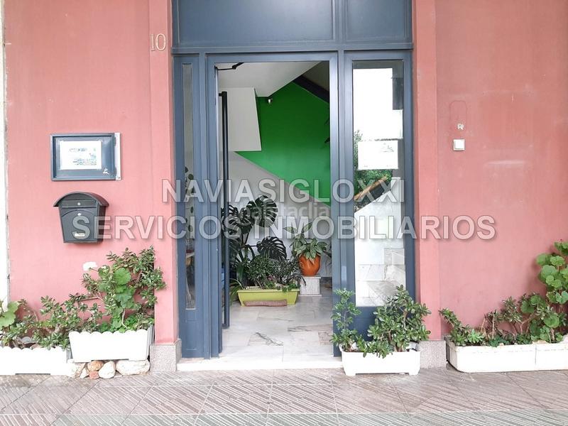 Foto 0e22ff16-b55b-4bc0-bc00-e06adac5796c. Local comercial a Navia Vigo