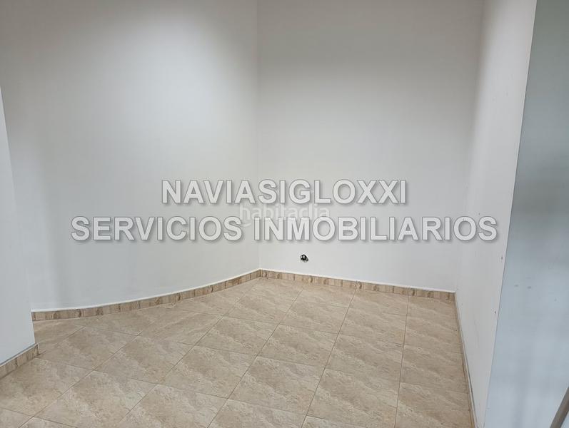 Foto 47445777-4aab-4730-bb39-9a54b85a2231. Bureau dans rúa das teixugueiras 19 dans Navia Vigo