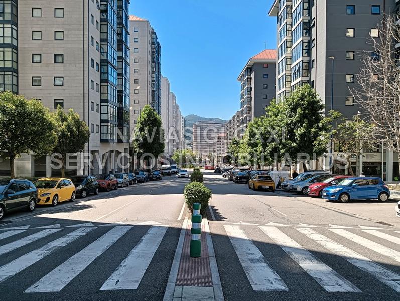 Foto e9ff663c-1b1d-41ad-8233-a32e625796fc. Locale commerciale in Navia Vigo