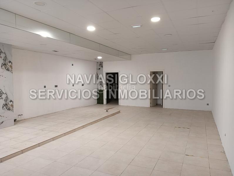 Foto 9eeb8336-9c26-408e-8169-147298b2832e. Alquiler local comercial en rúa das teixugueiras 16 local acondicionado con salida de humos en Vigo