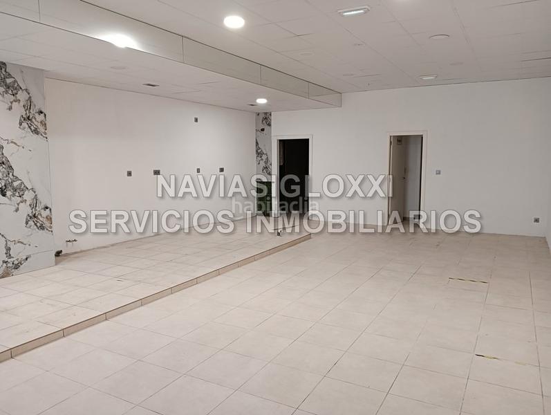 Foto d8e634ef-1700-485e-87f3-e01a5fac8da4. Alquiler local comercial en rúa das teixugueiras 16 local acondicionado con salida de humos en Vigo