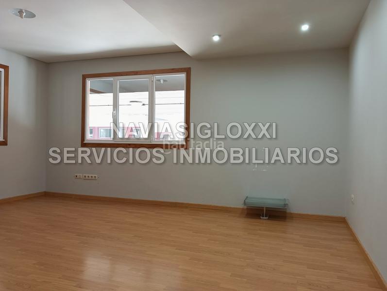 Foto 401909d7-bb46-44b1-be4a-b7e85b13db89. Oficina a rúa das teixugueiras 16 a Navia Vigo