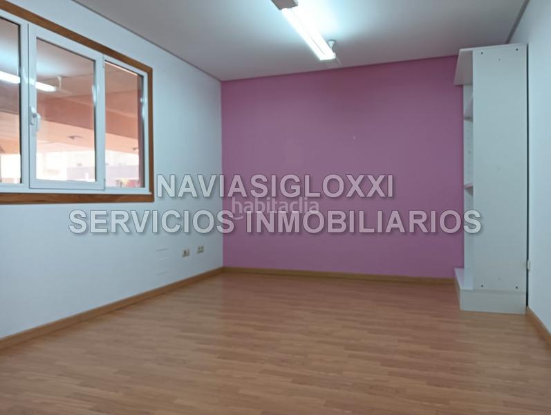 Foto 4e5c11a5-49dd-45cf-aaa6-65b809ba2cbb. Oficina a rúa das teixugueiras 16 a Navia Vigo