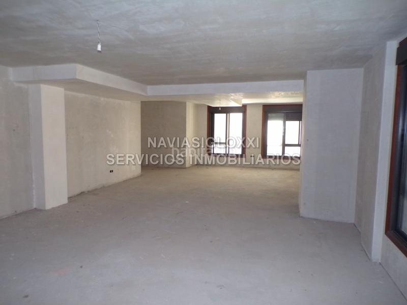 Foto beb6e535-433f-4573-af8e-5d13cc43a911. Bureau dans rúa das teixugueiras 25 dans Navia Vigo