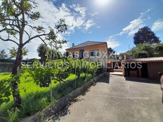Casa in San Pedro da Ramallosa. Fantástica casa en nigrán con varias edificaciones anexas