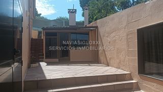 Casa en San Pedro da Ramallosa. Fantástica casa en nigrán con varias edificaciones anexas