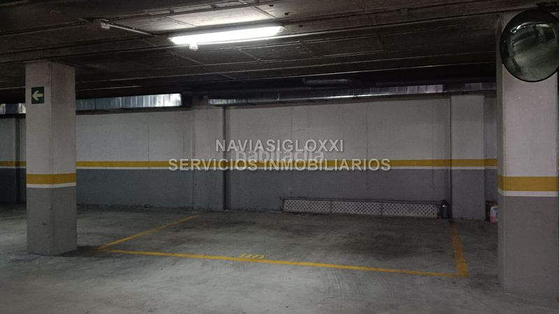 Foto ccf399f3-4b11-4d7b-8103-19ae8eeb3f3b. Autoparkplatz in rúa das teixugueiras 18 in Navia Vigo