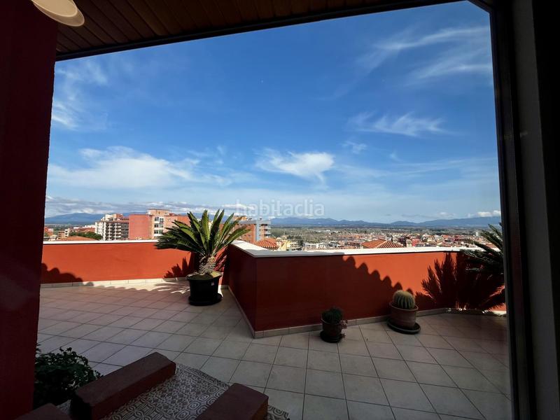 Foto f4003468-461c-41e3-917d-1d5462721be5. Attico in del castell 45 in Eixample-Horta Capallera Figueres